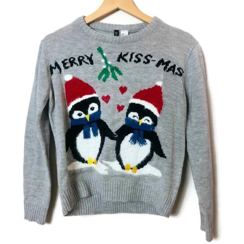 Adorable Penguins Under Mistletoe Sparkly and Fuzzy Christmas Sweater Size Small